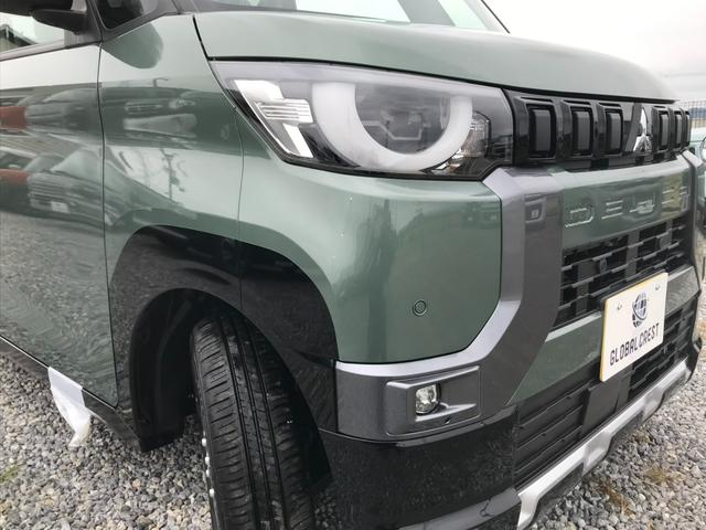 デリカミニ Ｔ　プレミアム　ターボ　２トーンルーフ　両側パワースライドドア　ステアリングヒーター　運転席＆助手席シートヒーター　デジタルルームミラー　サーキュレーター　ロールサンシェード　ルーフレール　撥水シート　全方位（10枚目）