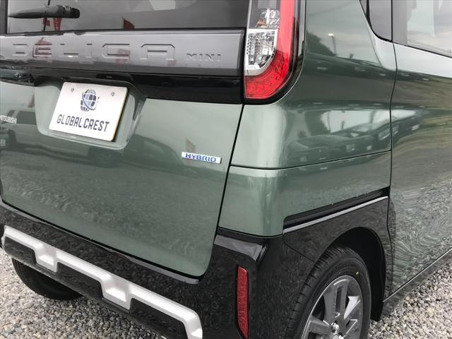 デリカミニ Ｔ　プレミアム　ターボ　２トーンルーフ　両側パワースライドドア　ステアリングヒーター　運転席＆助手席シートヒーター　デジタルルームミラー　サーキュレーター　ロールサンシェード　ルーフレール　撥水シート　全方位（17枚目）