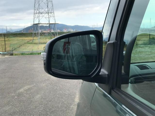 デリカミニ Ｔ　プレミアム　ターボ　２トーンルーフ　両側パワースライドドア　ステアリングヒーター　運転席＆助手席シートヒーター　デジタルルームミラー　サーキュレーター　ロールサンシェード　ルーフレール　撥水シート　全方位（18枚目）