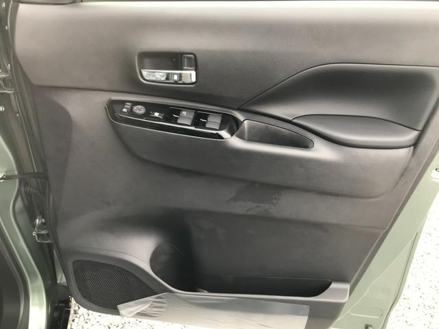 デリカミニ Ｔ　プレミアム　ターボ　２トーンルーフ　両側パワースライドドア　ステアリングヒーター　運転席＆助手席シートヒーター　デジタルルームミラー　サーキュレーター　ロールサンシェード　ルーフレール　撥水シート　全方位（26枚目）