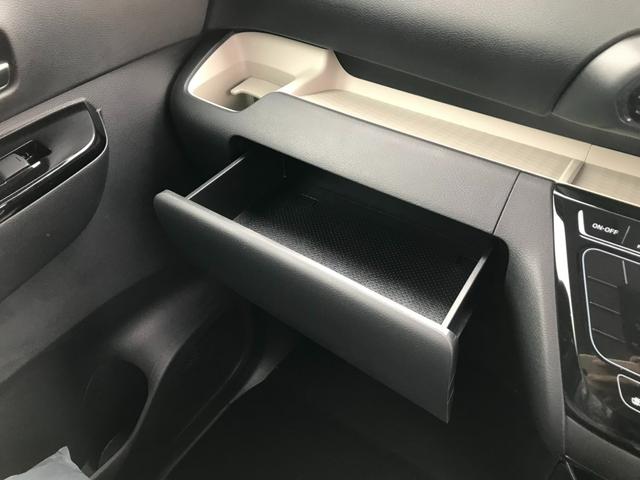 デリカミニ Ｔ　プレミアム　ターボ　２トーンルーフ　両側パワースライドドア　ステアリングヒーター　運転席＆助手席シートヒーター　デジタルルームミラー　サーキュレーター　ロールサンシェード　ルーフレール　撥水シート　全方位（40枚目）