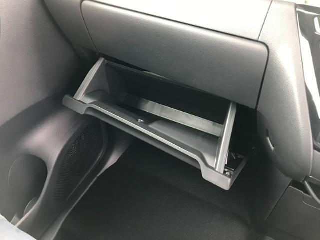 デリカミニ Ｔ　プレミアム　ターボ　２トーンルーフ　両側パワースライドドア　ステアリングヒーター　運転席＆助手席シートヒーター　デジタルルームミラー　サーキュレーター　ロールサンシェード　ルーフレール　撥水シート　全方位（41枚目）