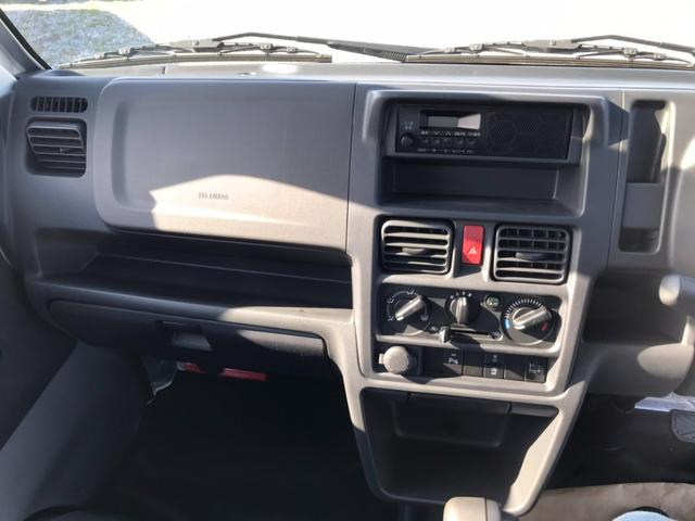 キャリイトラック ＫＣエアコン・パワステ　届出済未使用車　ＡＭ／ＦＭラジオ　４ＡＴ　デュアルカメラブレーキサポート　ヒルホールドコントロール　ぬかるみ脱出アシスト　オートライトシステム　アイドリングストップ　パワーウインドー（27枚目）