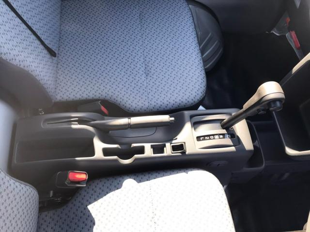 キャリイトラック ＫＣエアコン・パワステ　届出済未使用車　ＡＭ／ＦＭラジオ　４ＡＴ　デュアルカメラブレーキサポート　ヒルホールドコントロール　ぬかるみ脱出アシスト　オートライトシステム　アイドリングストップ　パワーウインドー（30枚目）