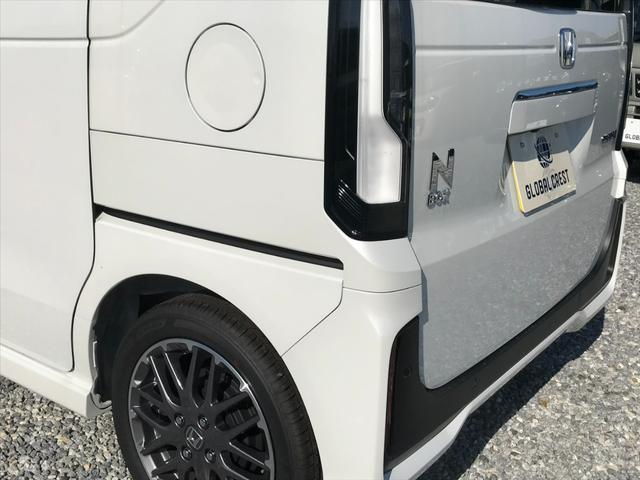 N-BOXカスタム ターボ ターボ 両側パワースライドドア パドルシフト 運転席・助手席シートヒーター ロールサンシェード シートバックテーブル Honda SENSING LEDヘッドライト 15インチAW USBポート(13枚目)
