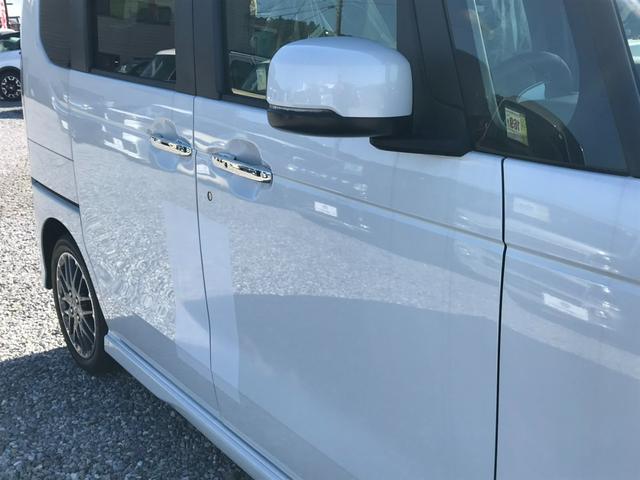N-BOXカスタム ターボ ターボ 両側パワースライドドア パドルシフト 運転席・助手席シートヒーター ロールサンシェード シートバックテーブル Honda SENSING LEDヘッドライト 15インチAW USBポート(15枚目)