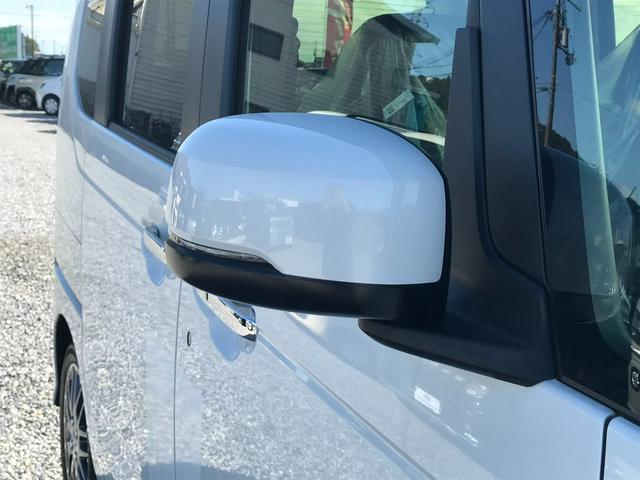 N-BOXカスタム ターボ ターボ 両側パワースライドドア パドルシフト 運転席・助手席シートヒーター ロールサンシェード シートバックテーブル Honda SENSING LEDヘッドライト 15インチAW USBポート(16枚目)