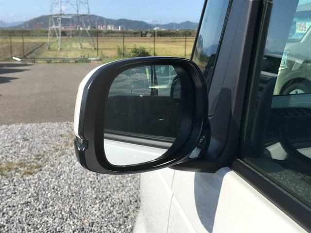 N-BOXカスタム ターボ ターボ 両側パワースライドドア パドルシフト 運転席・助手席シートヒーター ロールサンシェード シートバックテーブル Honda SENSING LEDヘッドライト 15インチAW USBポート(21枚目)