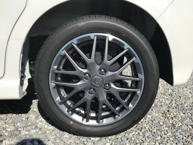 N-BOXカスタム ターボ ターボ 両側パワースライドドア パドルシフト 運転席・助手席シートヒーター ロールサンシェード シートバックテーブル Honda SENSING LEDヘッドライト 15インチAW USBポート(25枚目)