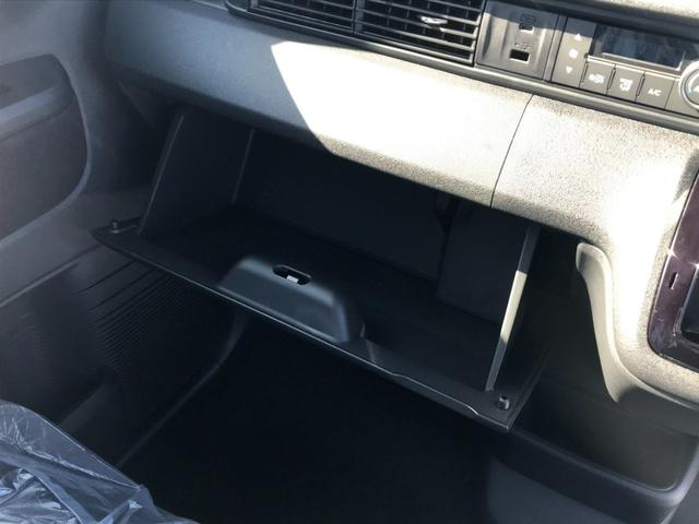 N-BOXカスタム ターボ ターボ 両側パワースライドドア パドルシフト 運転席・助手席シートヒーター ロールサンシェード シートバックテーブル Honda SENSING LEDヘッドライト 15インチAW USBポート(42枚目)