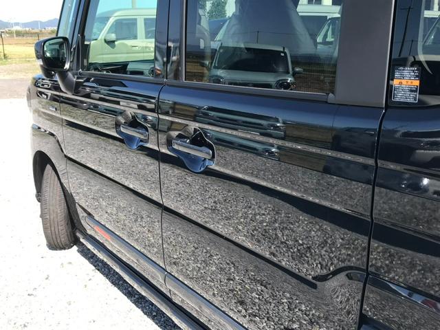 スペーシアギア ハイブリッドＸＺ　両側パワースライドドア　ステアリングヒーター　運転席・助手席シートヒーター　ルーフレール　アダプティブクルーズコントロール　ロールサンシェード　ＵＳＢポート　ステアリングスイッチ　シートバックテーブル（17枚目）