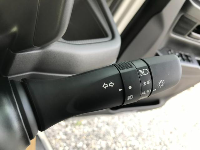 スペーシアギア ハイブリッドXZ 両側パワースライドドア ステアリングヒーター 運転席・助手席シートヒーター ルーフレール アダプティブクルーズコントロール ロールサンシェード USBポート ステアリングスイッチ シートバックテーブル(32枚目)