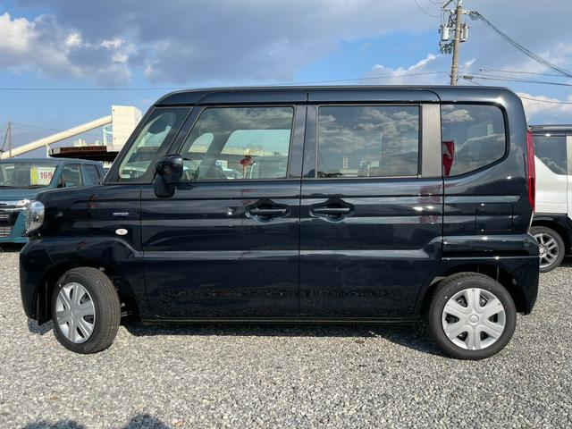 スペーシア ハイブリッドＧ　両側スライドドア　ステアリングスイッチ　キーレスプッシュスタートシステム　電動格納式リモコンドアミラー　マルチインフォメーションディスプレイ　オートライト　フルオートエアコン　アイドリングストップ（9枚目）