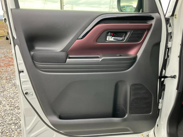 スペーシアカスタム ハイブリッドＸＳターボ　ヘッドアップディスプレイ　アダプティブクルーズコントロール　フルＬＥＤ　スリムサーキュレーター　前席シートヒーター　ステアリングヒーター　両側パワースライドドア　オットマン　１５インチＡＷ（42枚目）