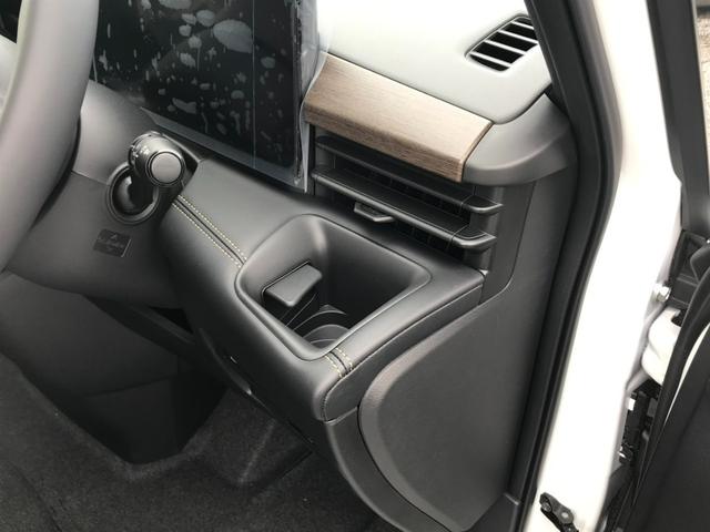 セレナ ｅ－４ＯＲＣＥ　ハイウェイスターＶ　９インチディスプレイオーディオ　バックビューモニター　７人乗り　ヒーター付シート〈前席、セカンド（左右）〉　ロールサンシェード　両側電動スライドドア　ＬＥＤ　プロパイロット　有料色（28枚目）