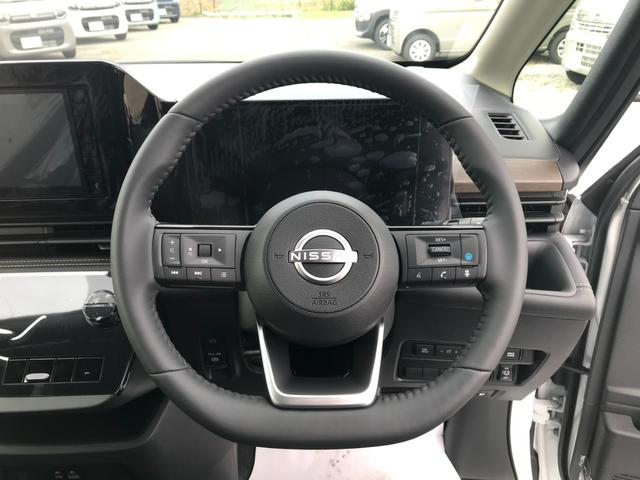 セレナ ｅ－４ＯＲＣＥ　ハイウェイスターＶ　９インチディスプレイオーディオ　バックビューモニター　７人乗り　ヒーター付シート〈前席、セカンド（左右）〉　ロールサンシェード　両側電動スライドドア　ＬＥＤ　プロパイロット　有料色（31枚目）