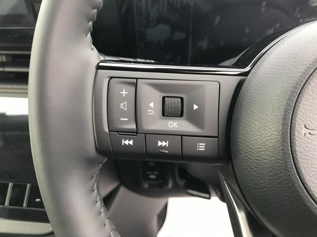 セレナ ｅ－４ＯＲＣＥ　ハイウェイスターＶ　９インチディスプレイオーディオ　バックビューモニター　７人乗り　ヒーター付シート〈前席、セカンド（左右）〉　ロールサンシェード　両側電動スライドドア　ＬＥＤ　プロパイロット　有料色（33枚目）