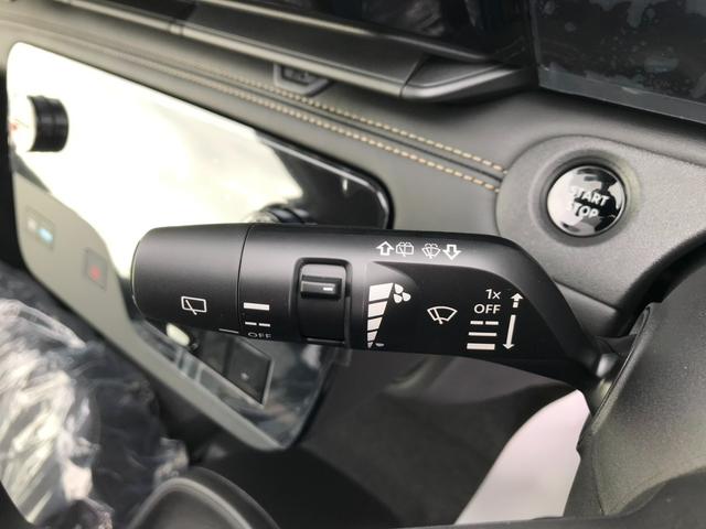 セレナ ｅ－４ＯＲＣＥ　ハイウェイスターＶ　９インチディスプレイオーディオ　バックビューモニター　７人乗り　ヒーター付シート〈前席、セカンド（左右）〉　ロールサンシェード　両側電動スライドドア　ＬＥＤ　プロパイロット　有料色（35枚目）