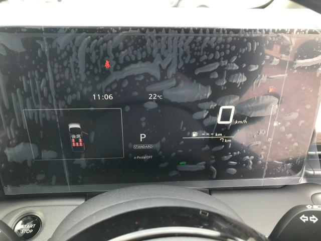 セレナ ｅ－４ＯＲＣＥ　ハイウェイスターＶ　９インチディスプレイオーディオ　バックビューモニター　７人乗り　ヒーター付シート〈前席、セカンド（左右）〉　ロールサンシェード　両側電動スライドドア　ＬＥＤ　プロパイロット　有料色（36枚目）