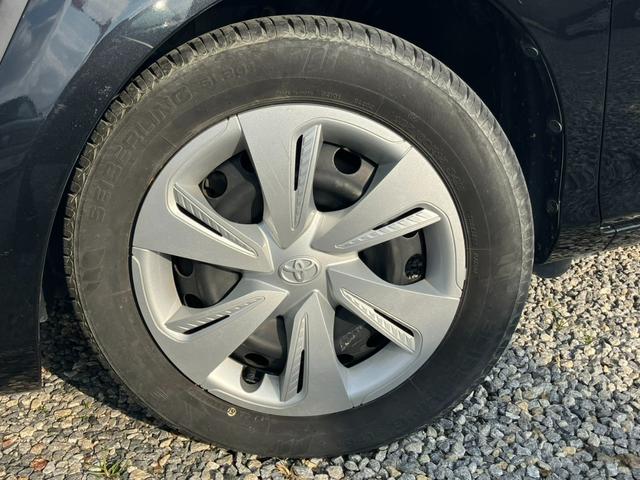 シエンタ ファンベースＧ　両側パワースライドドア　社外ナビ（カロッツェリア７インチ）　ＥＴＣ　バックカメラ　ステアリングヒーター　運転席・助手席シートヒーター　本革ステアリング　電動格納ミラー　ＬＥＤヘッドライト（19枚目）