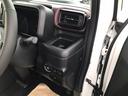 届出済未使用車だけでなく、新車から中古車まで取り揃えております!お客様のご希望をお聞かせください!
