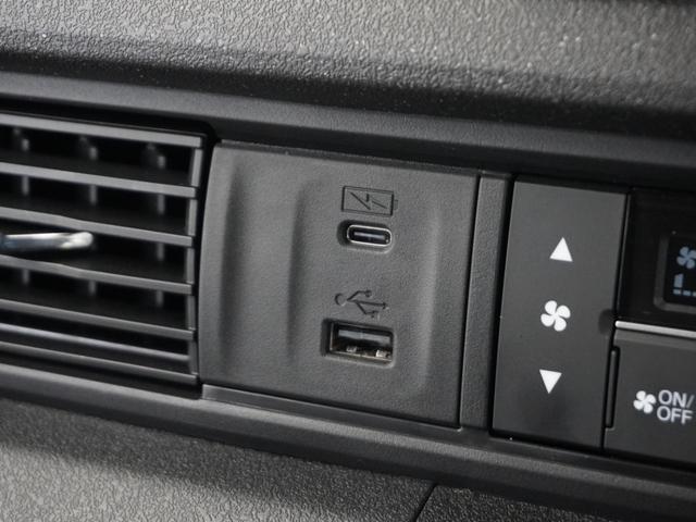 N-BOXカスタム ベースグレード 2年保証当社試乗車ナビDレコRカメETC両電扉(7枚目)