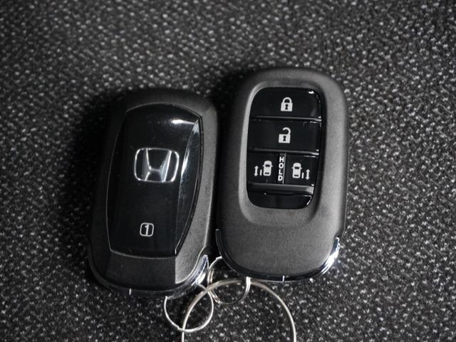 N-BOXカスタム ベースグレード 2年保証当社試乗車ナビDレコRカメETC両電扉(19枚目)