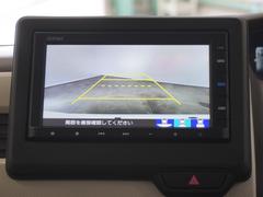 ◆バックカメラ◆リバースにするだけで映ります、後方の安全確認や、狭い駐車場での車庫入れ、雨の日や夜間など視界の悪い時に便利です！安全にバックする為には欠かせない装備です。 3
