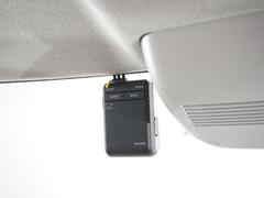 ◆ドライブレコーダー◆映像・音声などを記録する自動車用の装置です。　もしもの事故の際の記録はもちろん、旅行の際の思い出としてドライブの映像を楽しむことができます。 4