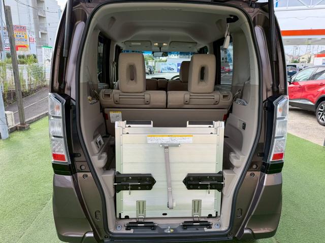 Ｎ－ＢＯＸ＋ Ｇ・Ｌパッケージ　車椅子積載仕様／リモコン付き電動ウィンチ　両側スライドドア／社外ナビ／地デジ／スマートキー／プッシュスタート／盗難防止／車椅子積載仕様／リモコン付き電動ウィンチ／ＥＴＣ／ヘッドライトレベライザー／横滑り防止／オートエアコン／パワーウィンドウ（51枚目）