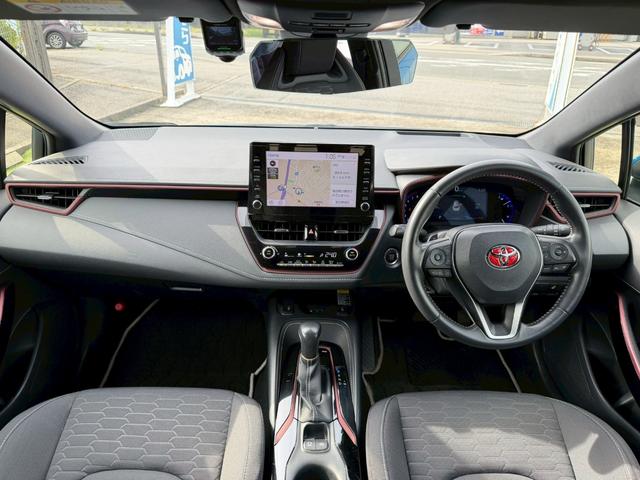 カローラツーリング 2000リミテッド 衝突軽減/ナビ/Bカメラ/スマートキー 衝突軽減ブレーキ/純正ナビ/バックカメラ/スマートキー/クルーズコントロール/シャイン18インチアルミ/シートヒーター/プッシュスタート/ETC/LEDライト/フォグ/パドルシフト/障害物センサー(7枚目)