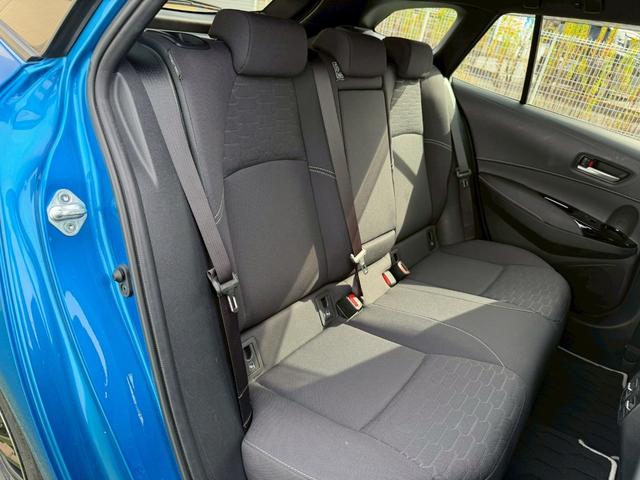 カローラツーリング 2000リミテッド 衝突軽減/ナビ/Bカメラ/スマートキー 衝突軽減ブレーキ/純正ナビ/バックカメラ/スマートキー/クルーズコントロール/シャイン18インチアルミ/シートヒーター/プッシュスタート/ETC/LEDライト/フォグ/パドルシフト/障害物センサー(14枚目)