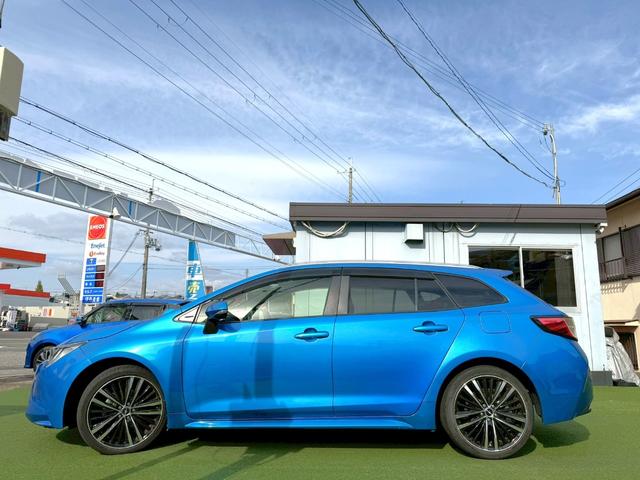 カローラツーリング 2000リミテッド 衝突軽減/ナビ/Bカメラ/スマートキー 衝突軽減ブレーキ/純正ナビ/バックカメラ/スマートキー/クルーズコントロール/シャイン18インチアルミ/シートヒーター/プッシュスタート/ETC/LEDライト/フォグ/パドルシフト/障害物センサー(18枚目)