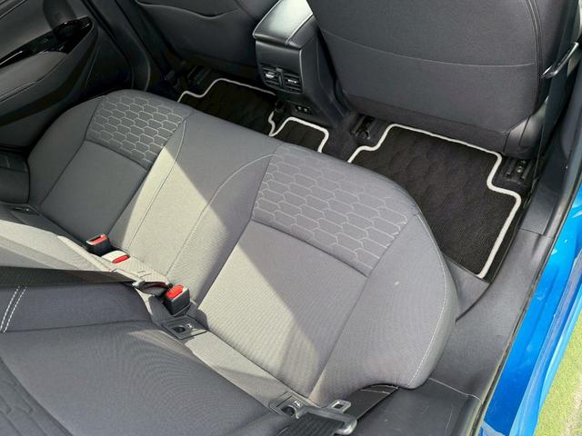 カローラツーリング 2000リミテッド 衝突軽減/ナビ/Bカメラ/スマートキー 衝突軽減ブレーキ/純正ナビ/バックカメラ/スマートキー/クルーズコントロール/シャイン18インチアルミ/シートヒーター/プッシュスタート/ETC/LEDライト/フォグ/パドルシフト/障害物センサー(51枚目)