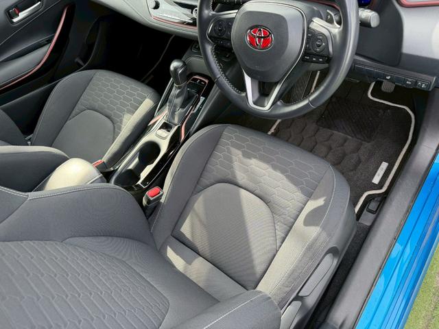 カローラツーリング 2000リミテッド 衝突軽減/ナビ/Bカメラ/スマートキー 衝突軽減ブレーキ/純正ナビ/バックカメラ/スマートキー/クルーズコントロール/シャイン18インチアルミ/シートヒーター/プッシュスタート/ETC/LEDライト/フォグ/パドルシフト/障害物センサー(52枚目)