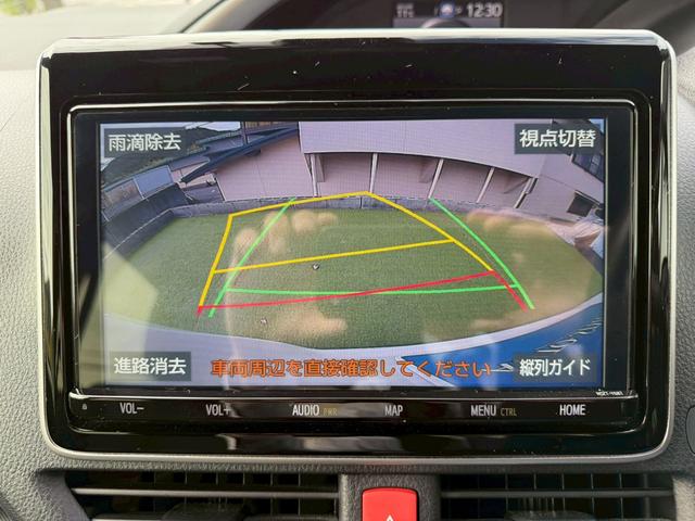 ヴォクシー ＺＳ　煌ＩＩ　衝突軽減／両側パワスラ／純正ナビ／バックカメラ　衝突軽減ブレーキ／両側パワースライドドア／純正ナビ／バックカメラ／スマートキー／クルーズコントロール／純正１６インチアルミ／後席モニター／ＥＴＣ／地デジ／ＬＥＤヘッドライト／フォグランプ／ラプター塗装（9枚目）