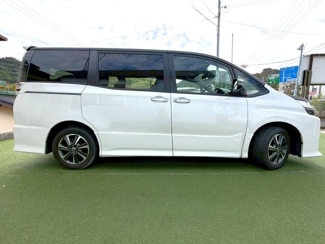 ヴォクシー ＺＳ　煌ＩＩ　衝突軽減／両側パワスラ／純正ナビ／バックカメラ　衝突軽減ブレーキ／両側パワースライドドア／純正ナビ／バックカメラ／スマートキー／クルーズコントロール／純正１６インチアルミ／後席モニター／ＥＴＣ／地デジ／ＬＥＤヘッドライト／フォグランプ／ラプター塗装（27枚目）