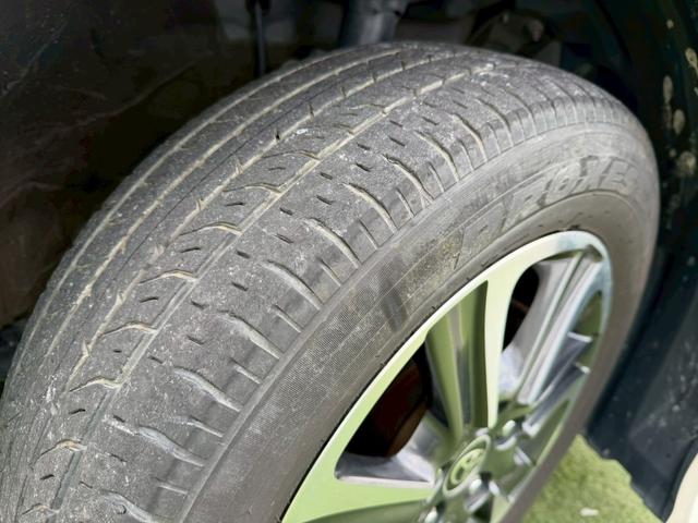 ヴォクシー ＺＳ　煌ＩＩ　衝突軽減／両側パワスラ／純正ナビ／バックカメラ　衝突軽減ブレーキ／両側パワースライドドア／純正ナビ／バックカメラ／スマートキー／クルーズコントロール／純正１６インチアルミ／後席モニター／ＥＴＣ／地デジ／ＬＥＤヘッドライト／フォグランプ／ラプター塗装（34枚目）