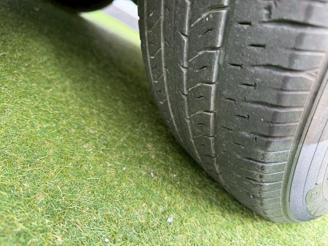 ヴォクシー ＺＳ　煌ＩＩ　衝突軽減／両側パワスラ／純正ナビ／バックカメラ　衝突軽減ブレーキ／両側パワースライドドア／純正ナビ／バックカメラ／スマートキー／クルーズコントロール／純正１６インチアルミ／後席モニター／ＥＴＣ／地デジ／ＬＥＤヘッドライト／フォグランプ／ラプター塗装（38枚目）