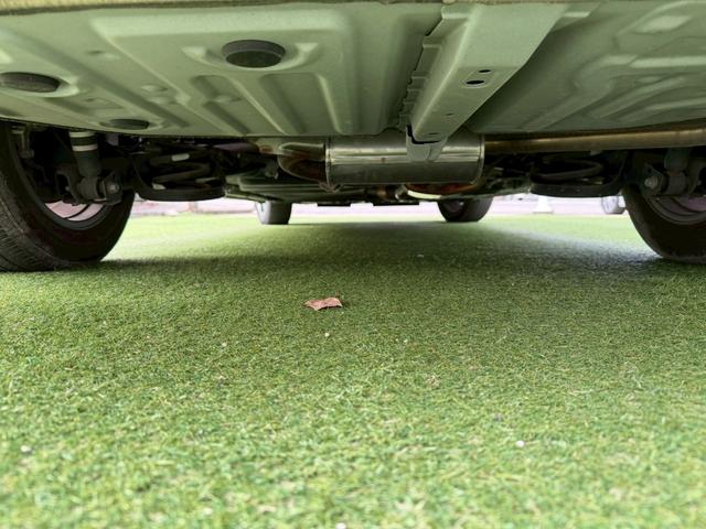 ヴォクシー ＺＳ　煌ＩＩ　衝突軽減／両側パワスラ／純正ナビ／バックカメラ　衝突軽減ブレーキ／両側パワースライドドア／純正ナビ／バックカメラ／スマートキー／クルーズコントロール／純正１６インチアルミ／後席モニター／ＥＴＣ／地デジ／ＬＥＤヘッドライト／フォグランプ／ラプター塗装（42枚目）