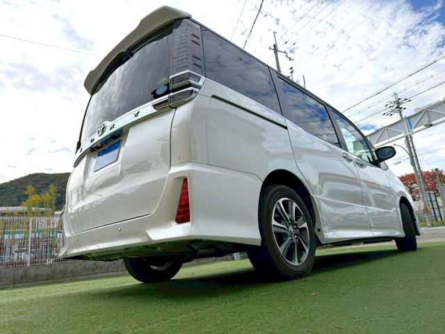 ヴォクシー ＺＳ　煌ＩＩ　衝突軽減／両側パワスラ／純正ナビ／バックカメラ　衝突軽減ブレーキ／両側パワースライドドア／純正ナビ／バックカメラ／スマートキー／クルーズコントロール／純正１６インチアルミ／後席モニター／ＥＴＣ／地デジ／ＬＥＤヘッドライト／フォグランプ／ラプター塗装（68枚目）