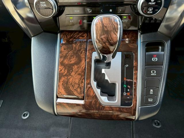 ヴェルファイア 2.5X 衝突軽減ブレーキ/ナビ/バックカメラ/スマートキー 衝突軽減ブレーキ/純正ナビ/バックカメラ/スマートキー/クルーズコントロール/左側パワースライド/純正16アルミ/デジタルインナーミラー/LEDライト/フォグランプ/ETC/障害物センサー/3列シート(11枚目)