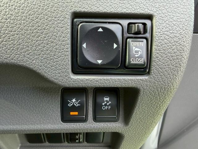 ＮＶ３５０キャラバンバン ロングＤＸ　衝突軽減／ナビ／バックカメラ／パワーウィンドウ　衝突軽減ブレーキ／純正ナビ／バックカメラ／パワーウィンドウ／キーレス／地デジ／両側スライドドア／ＥＴＣ／ヘッドライトレベライザー／フルフラット／横滑り防止／パワステ／エアコン／エアバック（8枚目）