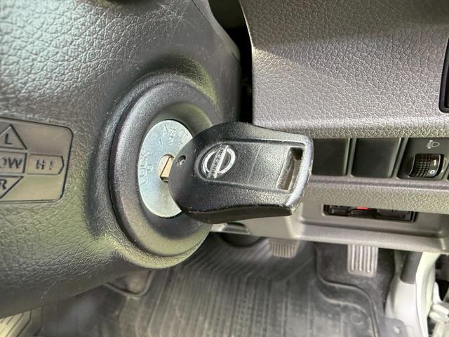 ＮＶ３５０キャラバンバン ロングＤＸ　衝突軽減／ナビ／バックカメラ／パワーウィンドウ　衝突軽減ブレーキ／純正ナビ／バックカメラ／パワーウィンドウ／キーレス／地デジ／両側スライドドア／ＥＴＣ／ヘッドライトレベライザー／フルフラット／横滑り防止／パワステ／エアコン／エアバック（10枚目）