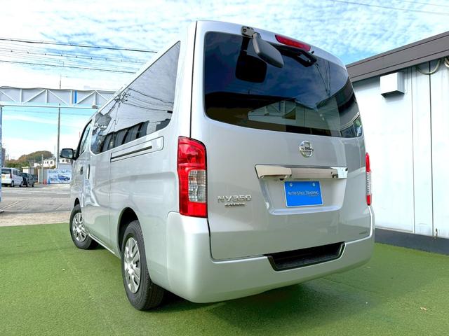 ＮＶ３５０キャラバンバン ロングＤＸ　衝突軽減／ナビ／バックカメラ／パワーウィンドウ　衝突軽減ブレーキ／純正ナビ／バックカメラ／パワーウィンドウ／キーレス／地デジ／両側スライドドア／ＥＴＣ／ヘッドライトレベライザー／フルフラット／横滑り防止／パワステ／エアコン／エアバック（25枚目）