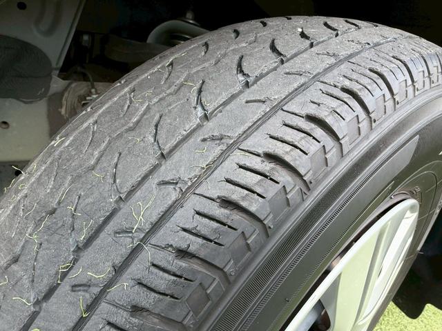 ＮＶ３５０キャラバンバン ロングＤＸ　衝突軽減／ナビ／バックカメラ／パワーウィンドウ　衝突軽減ブレーキ／純正ナビ／バックカメラ／パワーウィンドウ／キーレス／地デジ／両側スライドドア／ＥＴＣ／ヘッドライトレベライザー／フルフラット／横滑り防止／パワステ／エアコン／エアバック（32枚目）