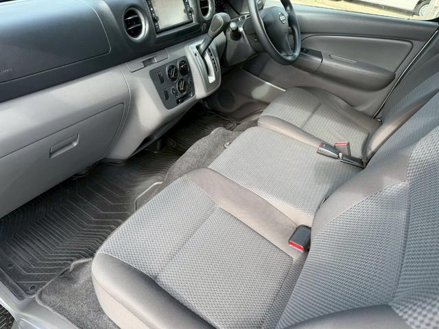 ＮＶ３５０キャラバンバン ロングＤＸ　衝突軽減／ナビ／バックカメラ／パワーウィンドウ　衝突軽減ブレーキ／純正ナビ／バックカメラ／パワーウィンドウ／キーレス／地デジ／両側スライドドア／ＥＴＣ／ヘッドライトレベライザー／フルフラット／横滑り防止／パワステ／エアコン／エアバック（43枚目）
