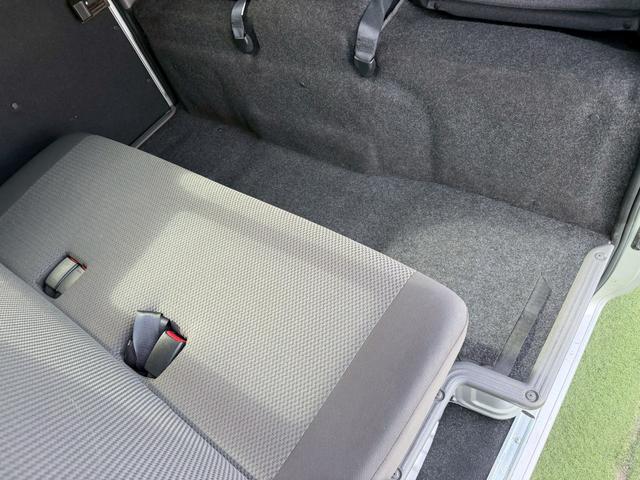 ＮＶ３５０キャラバンバン ロングＤＸ　衝突軽減／ナビ／バックカメラ／パワーウィンドウ　衝突軽減ブレーキ／純正ナビ／バックカメラ／パワーウィンドウ／キーレス／地デジ／両側スライドドア／ＥＴＣ／ヘッドライトレベライザー／フルフラット／横滑り防止／パワステ／エアコン／エアバック（45枚目）