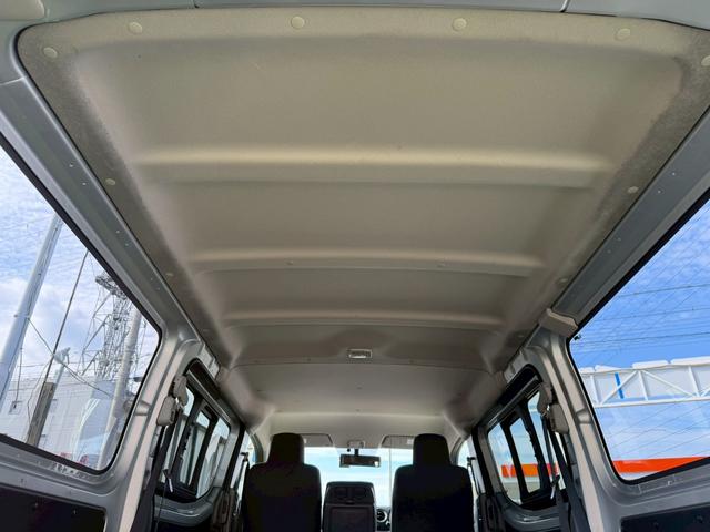 ＮＶ３５０キャラバンバン ロングＤＸ　衝突軽減／ナビ／バックカメラ／パワーウィンドウ　衝突軽減ブレーキ／純正ナビ／バックカメラ／パワーウィンドウ／キーレス／地デジ／両側スライドドア／ＥＴＣ／ヘッドライトレベライザー／フルフラット／横滑り防止／パワステ／エアコン／エアバック（49枚目）