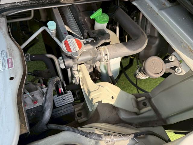 スーパーキャリイ Ｌ　衝突軽減ブレーキ／５速ミッション／レーンキープアシスト　衝突軽減ブレーキ／５速ミッション／レーンキープアシスト／横滑り防止装置／ＡＢＳ／オートライト／運転席・助手席エアバック／エアコン／パワステ（18枚目）